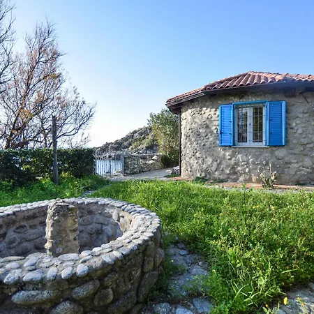 4 Bedroom Lovely In Ferienhaus