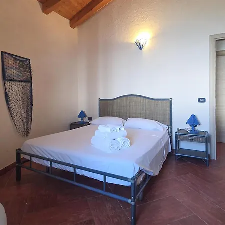 4 Bedroom Lovely In * Ricadi