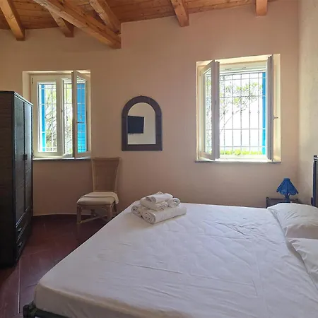 4 Bedroom Lovely In Ferienhaus *