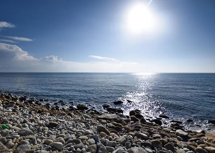 4 Bedroom Lovely In בית נופש ריקאדי